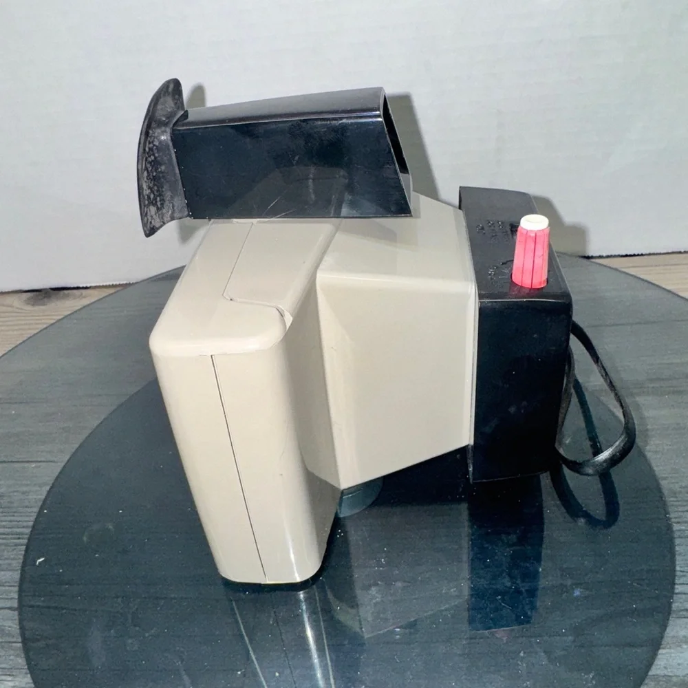 VINTAGE POLAROID Swinger Sentinel Land Camera Model 15 Film Photography